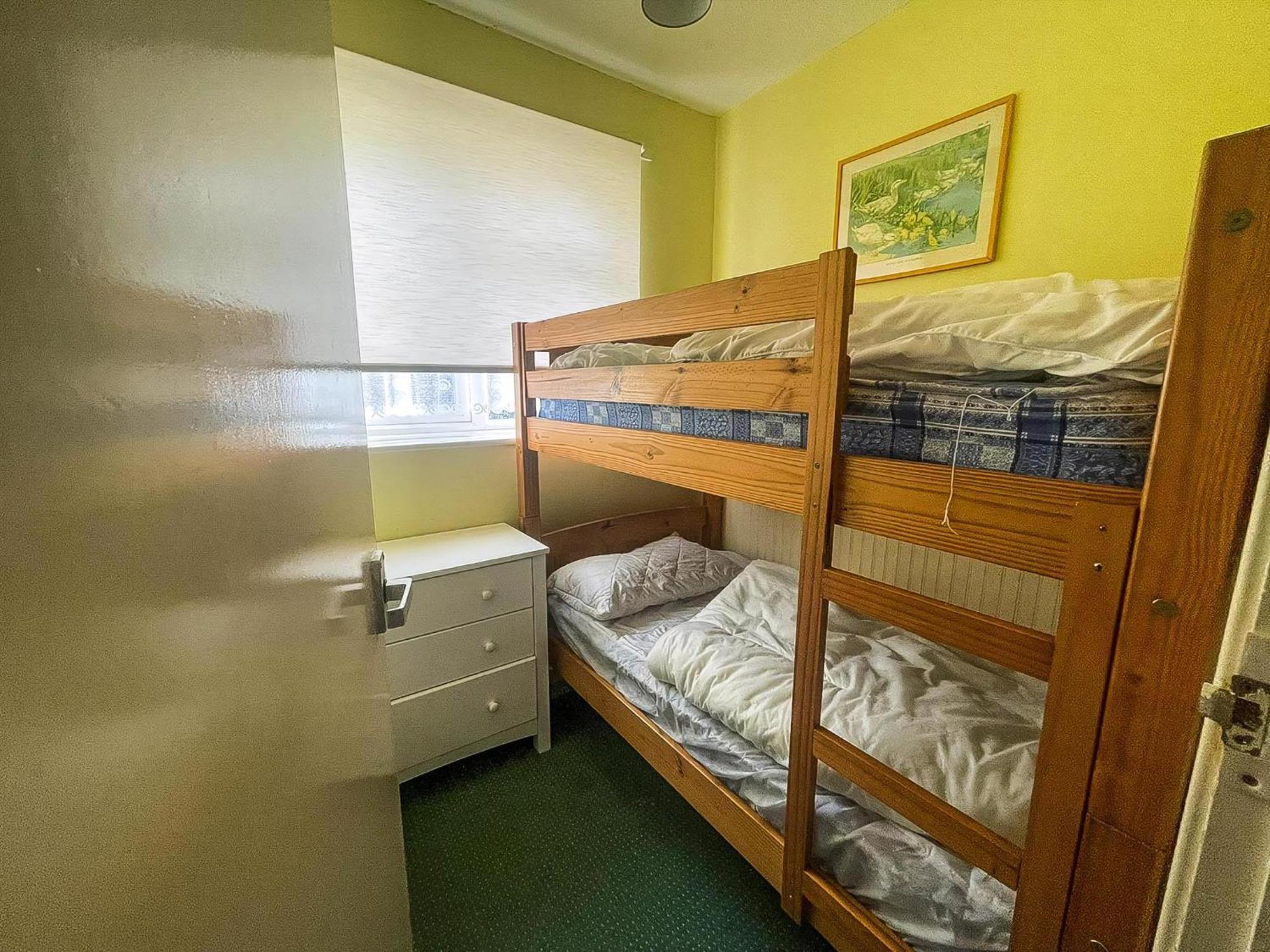 Chalet 7 Berth In In Norfolk By The Beautiful Golden Ref 18165b *