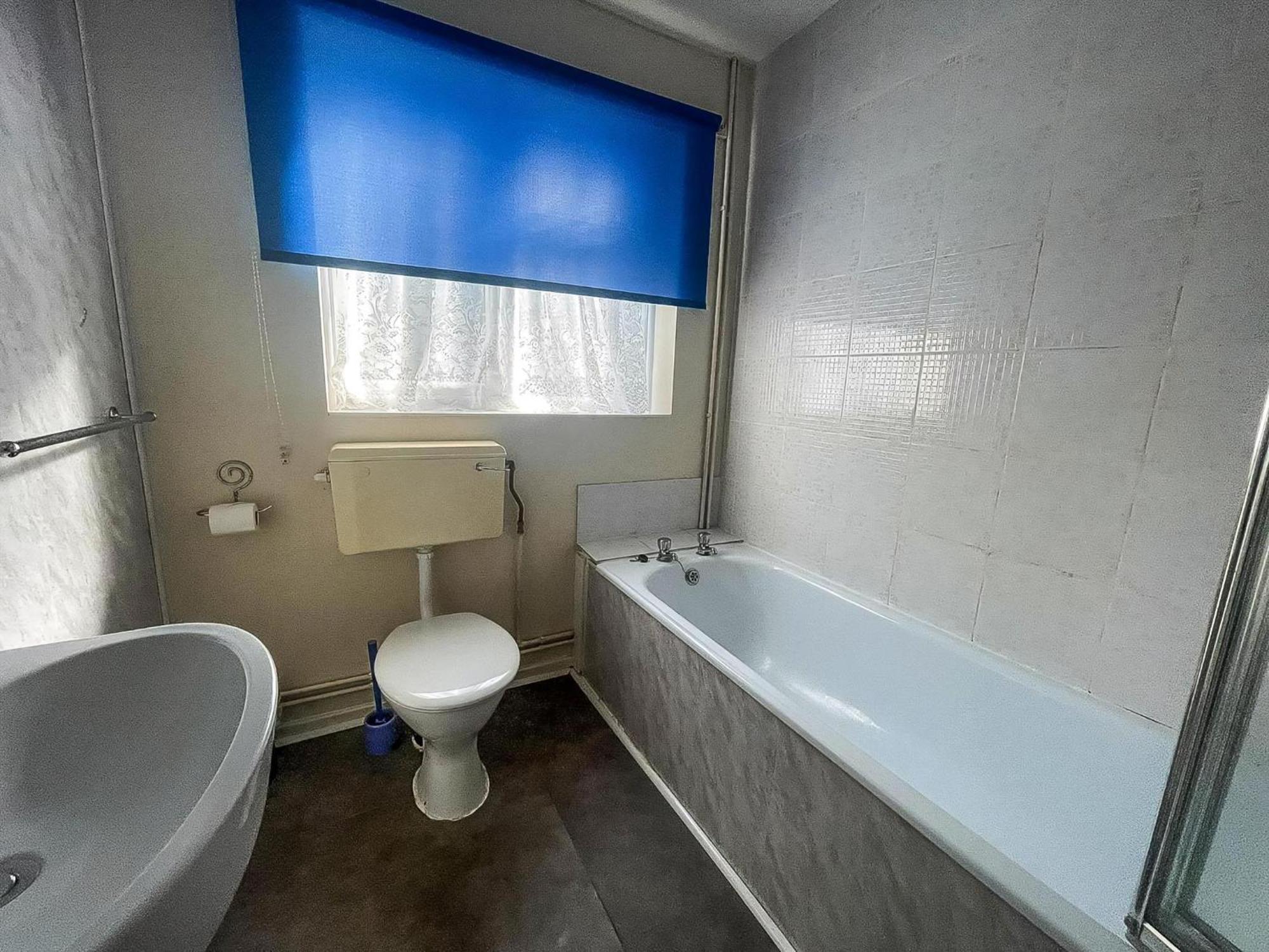 7 Berth In In Norfolk By The Beautiful Golden Ref 18165b Chalet